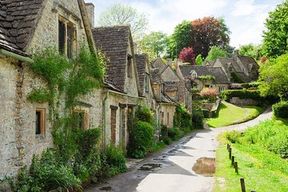 Full-day Cotswolds Tour from London with Optional Lunch